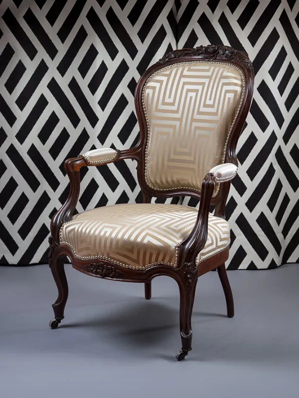 art-deco-chaise-restauration-atelier-tapissier-fauteuil-style-artisant-metz-Coq-Crapaud