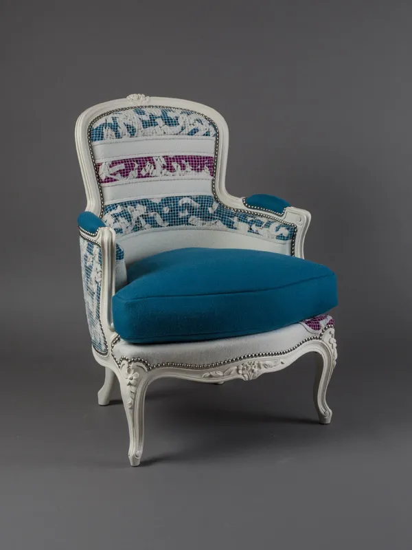 bergere-restauration-atelier-tapissier-fauteuil-style-artisant-metz-Coq-Crapaud