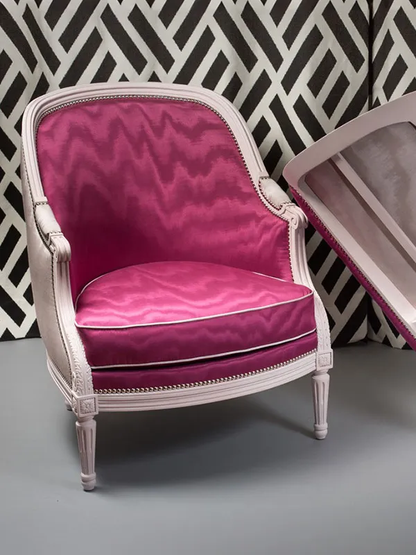 rose-restauration-atelier-tapissier-fauteuil-style-artisant-metz-Coq-Crapaud