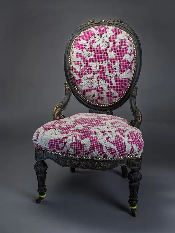 rose-vintage-restauration-atelier-tapissier-fauteuil-style-artisant-metz-Coq-Crapaud